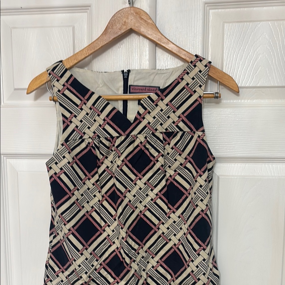 Vineyard Vines Black Pink and Cream Patterned dress